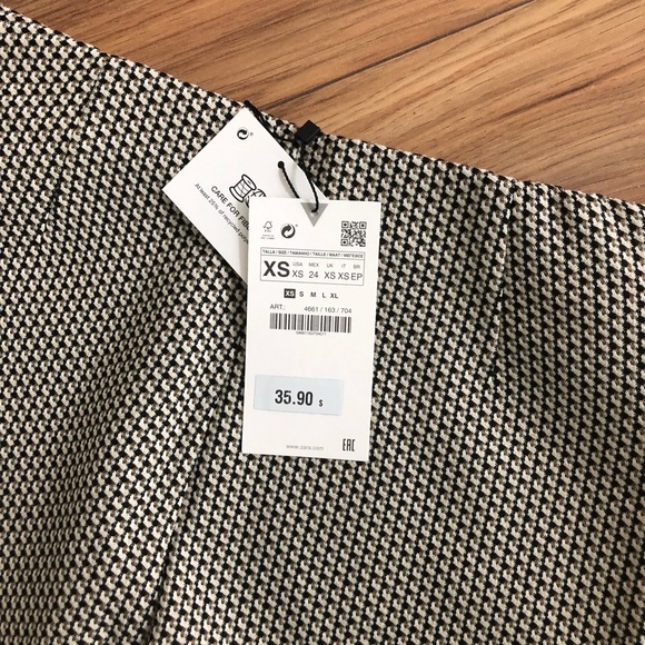 ZARA print shorts in XS NWT - Picture 3 of 4